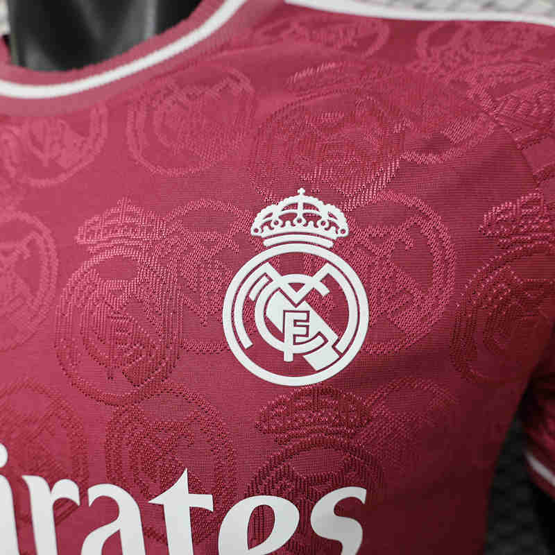 Player Retro Version 2026-2027 Special Version Real Madrid Red Thailand Soccer Jersey-888
