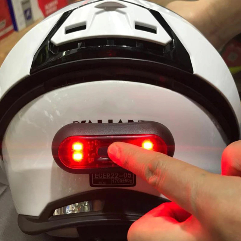 TK503 Helmet Safety Warning Light | 4 LED | 3 Modes | IP65 | 8H | 180° | Hook-and-Loop | OEM – Voiture