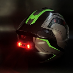 TK503 Helmet Safety Warning Light | 4 LED | 3 Modes | IP65 | 8H | 180° | Hook-and-Loop | OEM – Voiture