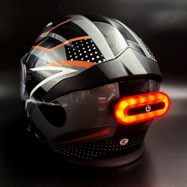 TK526 Helmet Tail Light | 14 LED 600lm | 4 Modes | 650mAh | 12H | TYPE-C | Motorcycle & Bicycle | OEM ‒ Voiture