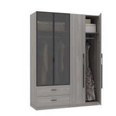 Armoire en bois à quatre portes avec grand espace de rangement