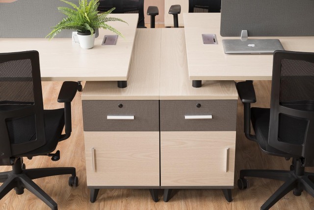 4 Seats Office Cubicle Workstation