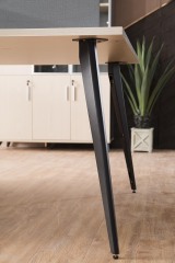 4座办公人员开放式工作站