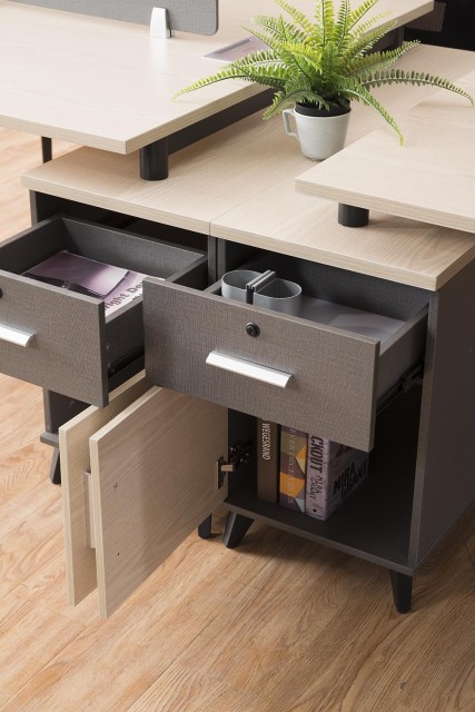 2 Seats or 4 Seats Office Staff Workstation