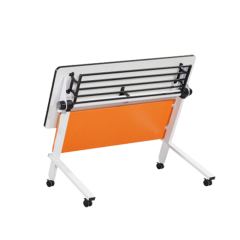 طاولات مستطيلة قابلة للطي للتدريب من Office Source