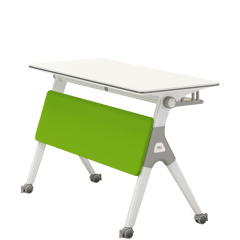 Klappbarer Schreibtisch mit schwarzen Rädern