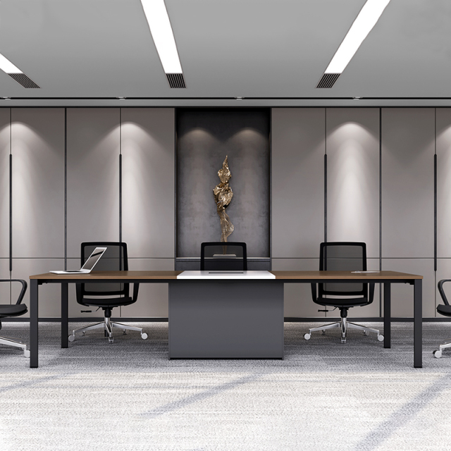 مكتب مؤتمرات بارز بأرجل فولاذية