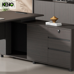 Conception de configuration moderne de table de bureau