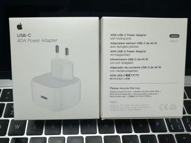USB-C 40W Dynamic Power Adapter with 60W Max EU US Version