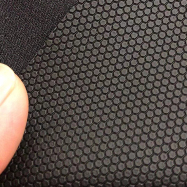 PU wave patterned ski gloves antislip leather wear-resistant and waterproof
