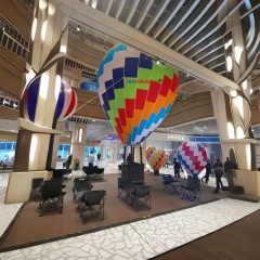 Cozy Indoor Coffee Shop  Restaurant Hot Air Balloon Decor