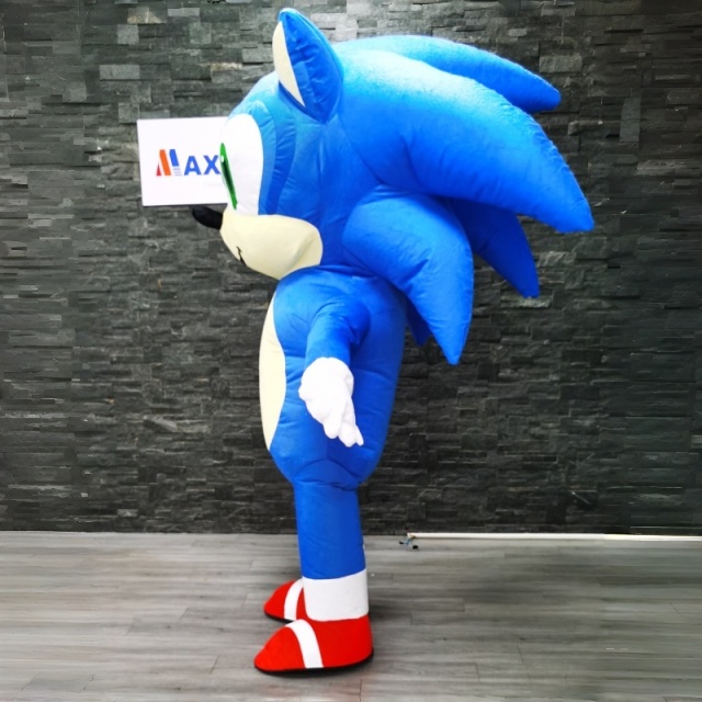 Inflatable Sonic Mascot Costume from Maxinflatable