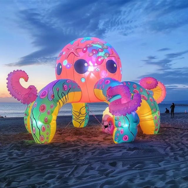 LED  Inflatable Octopus Display Mold on Beach