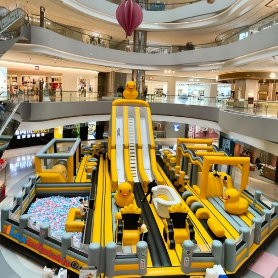 Commercial  Giant Yellow Duck Themed Inflatable Obstacle Course Park