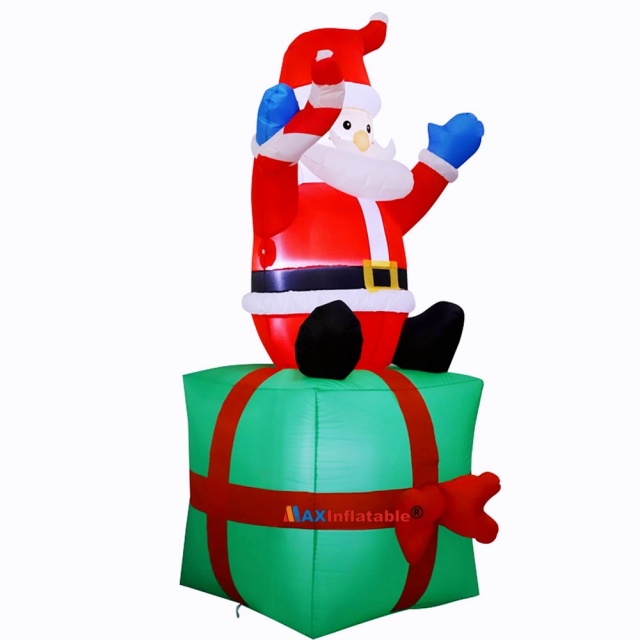 The Night Watcher – 6ft Santa Who Refuses to Sleep Before Christmas