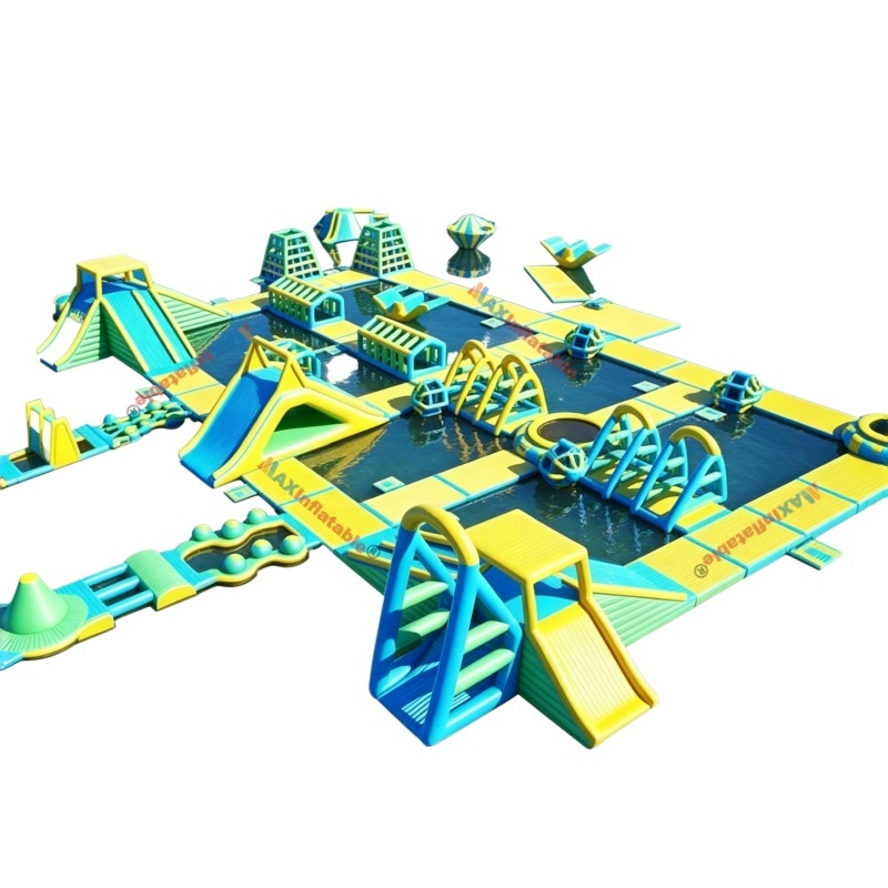 Heavy Duty Inflatable Floating Outdoor Water Park Equipment
