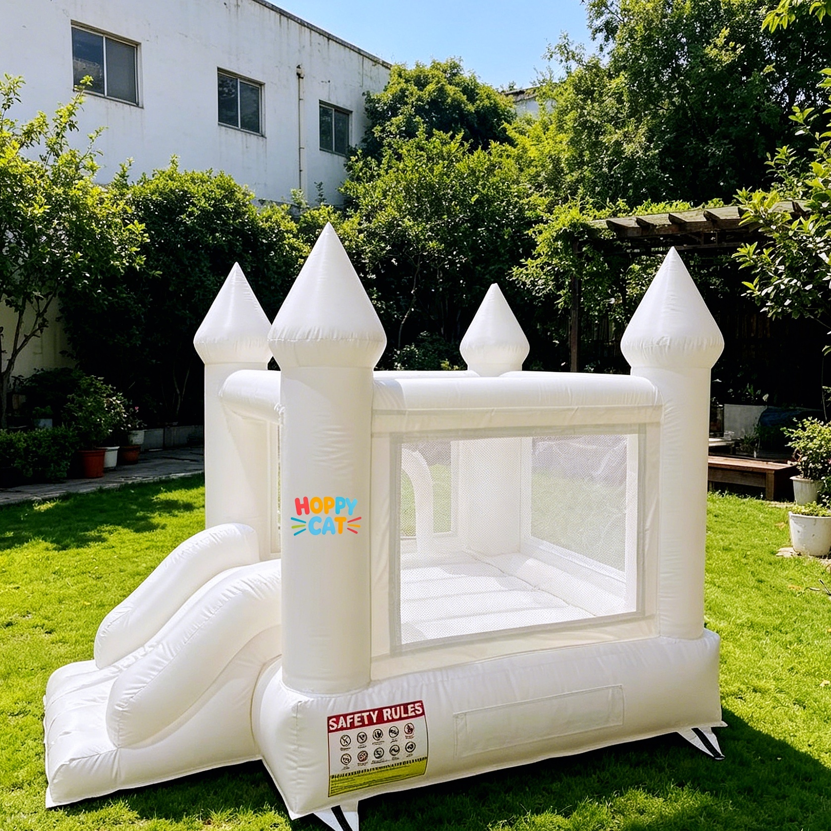 HOPPYCAT White Flower Themed Bouncy Castle (With Slide)