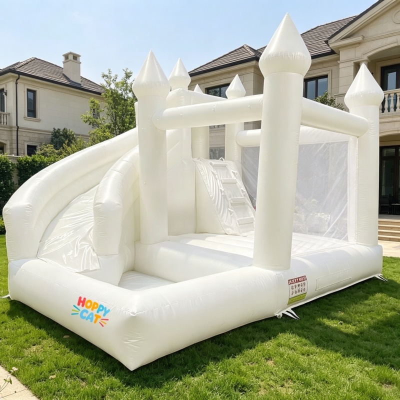 PVC Tarpaulin Elegant White Inflatable Bouncy Castle with Slide & Ball Pit
