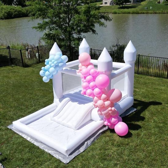 Elegant White Inflatable Castle with Slide & Ball Pit for Weddings