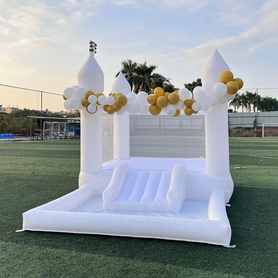 Elegant White Inflatable Castle with Slide & Ball Pit for Weddings