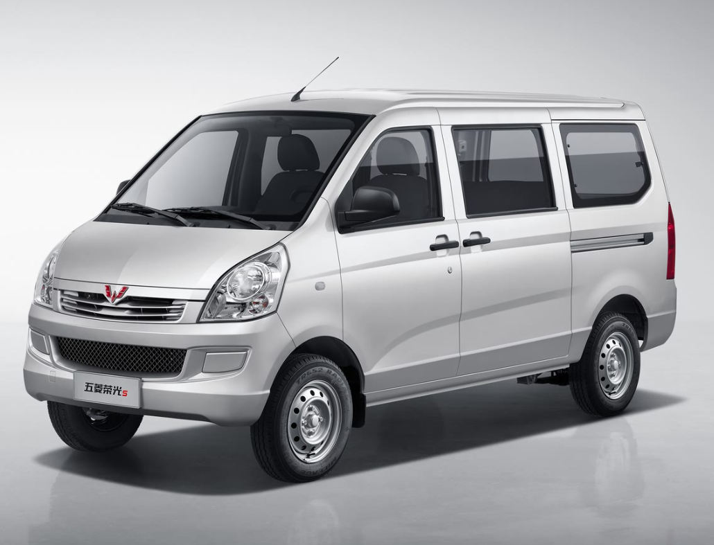 Wuling Rongguang S 1.5L/1.2L Displacement 2/5/7 Seats Closed-window Gas Vans or Window Gas Vans 4135*1625*1870mm 5 doors 5 MT