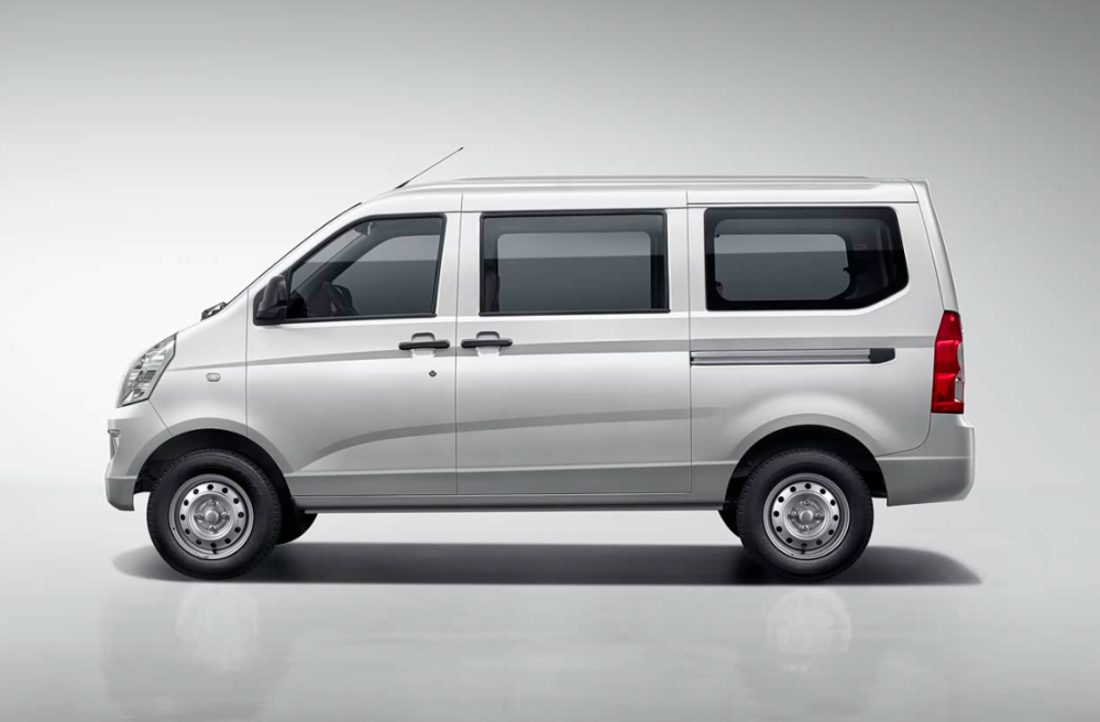 Wuling Rongguang S 1.5L/1.2L Displacement 2/5/7 Seats Closed-window Gas Vans or Window Gas Vans 4135*1625*1870mm 5 doors 5 MT