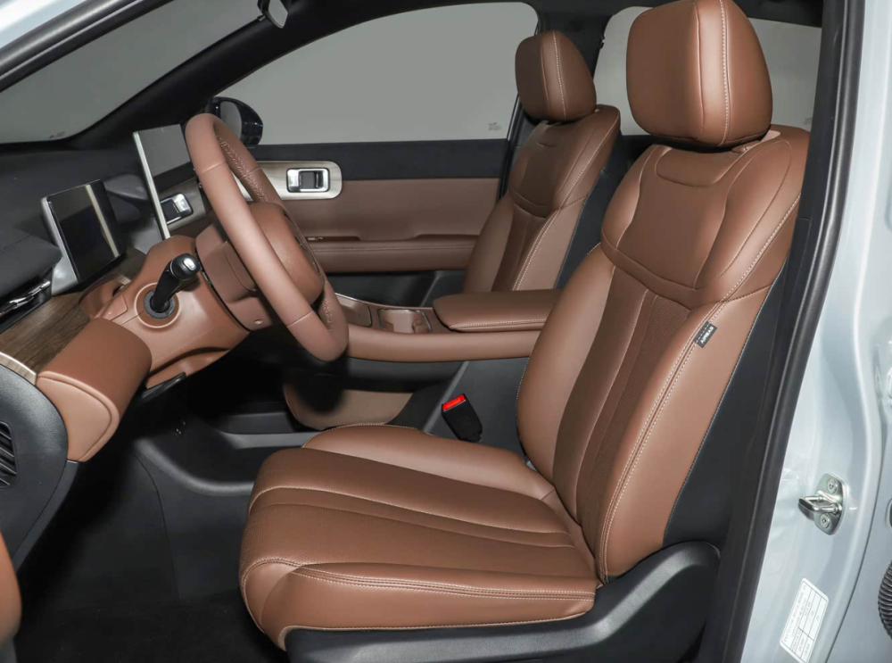 Wuling Star Light Xingguang S Plug-in Hybrid electric vehicle 60km or electric car 510 km SUV