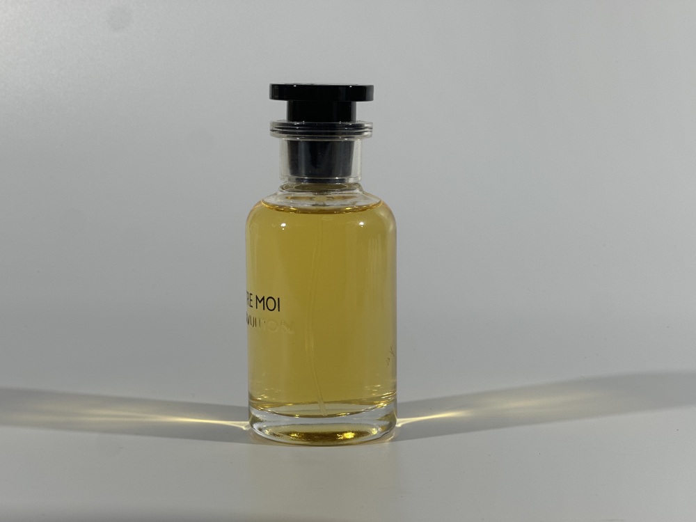 Louis Vuitton Contre Moi Eau De Parfum 100mL – Warm Vanilla & Cocoa Flower Blend | Sensual, Elegant & Long-Lasting Unisex Perfume