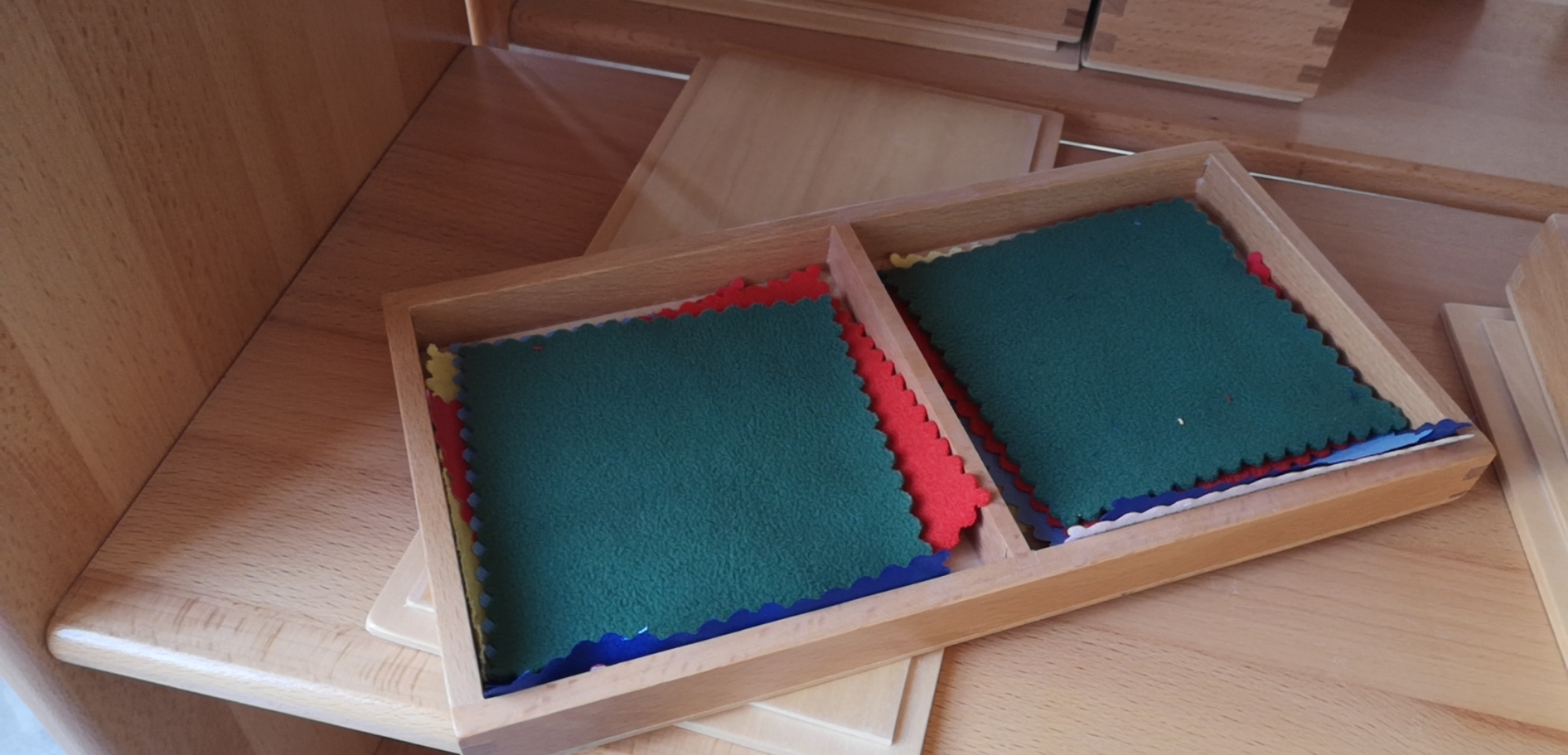 Montessori Fabric Box Wooden Sensorial Materials Kids Tactile Sense Experience Early Childhood Education Toys