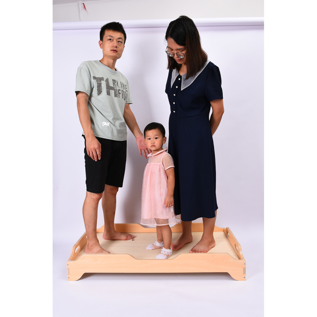Kindergarten Kids Furniture Montessori Classroom Wooden Floor Bed Kids Wooden Bed Stackable Kids Bed