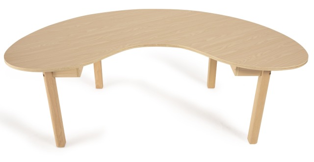 Hot Sales School Furniture Classroom Comfortable Tbale Desk For Student Modern Customized Moon shaped Wood Tbale For Kids