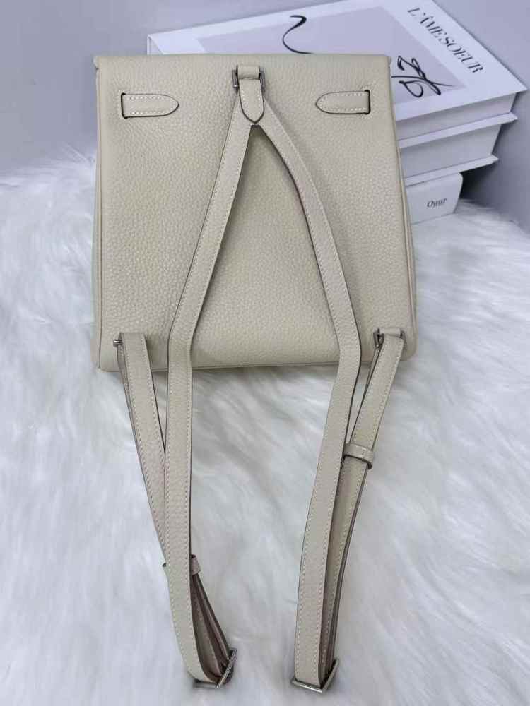 Kelly ado backpack