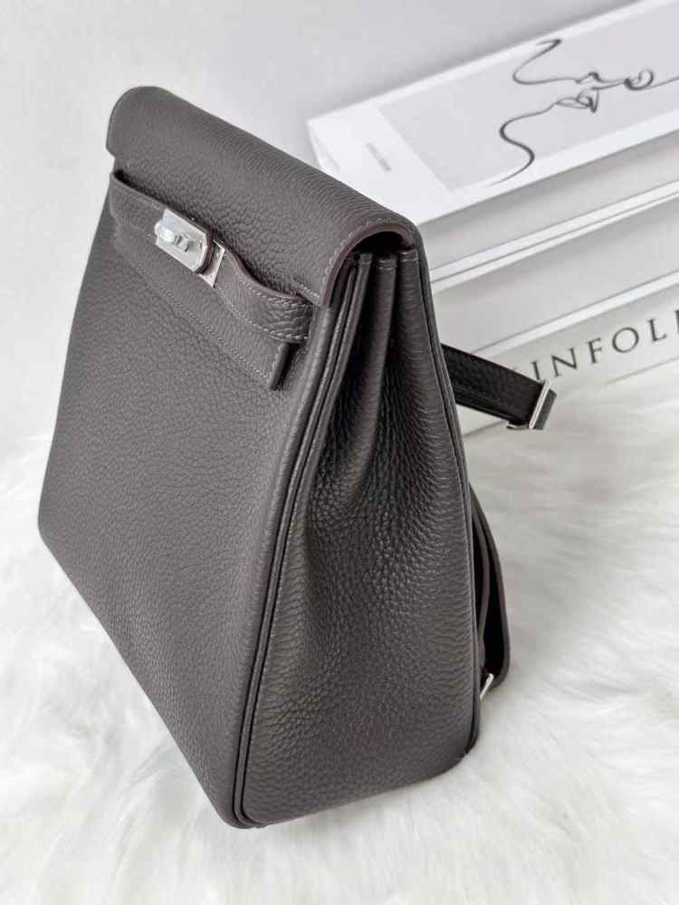 Kelly ado backpack
