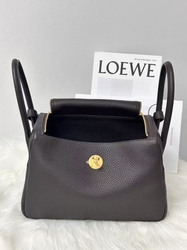 Lindy26 Tc leather, hand-sewn wax thread, all-steel hardware, sheepskin lining, ready stock