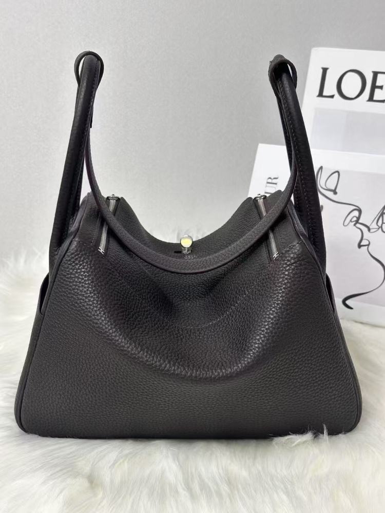 Lindy26 Tc leather, hand-sewn wax thread, all-steel hardware, sheepskin lining, ready stock