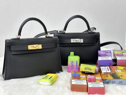 Lindy26 Tc leather, hand-sewn wax thread, all-steel hardware, sheepskin lining, ready stock