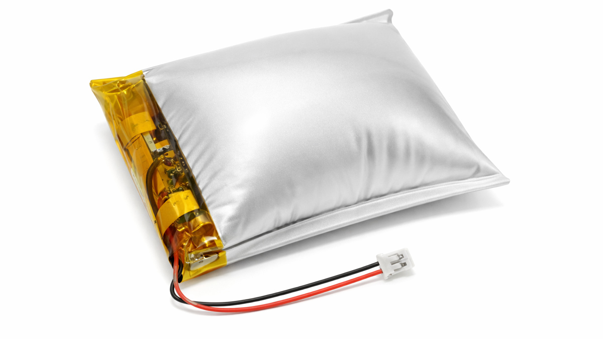 Swelling in LiPo batteries: causes, prevention, repair concerns, and what to do next