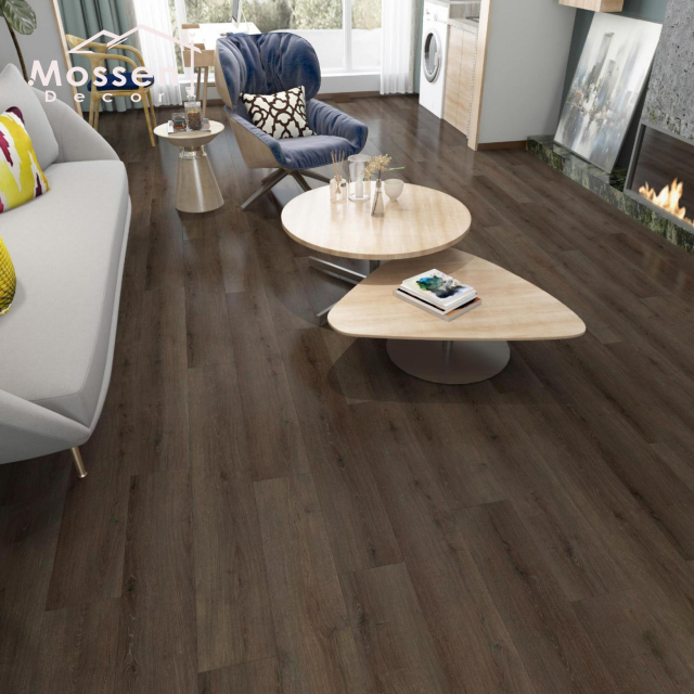 Environmentally Friendly Vinyl Planks Click-Locking SPC Flooring