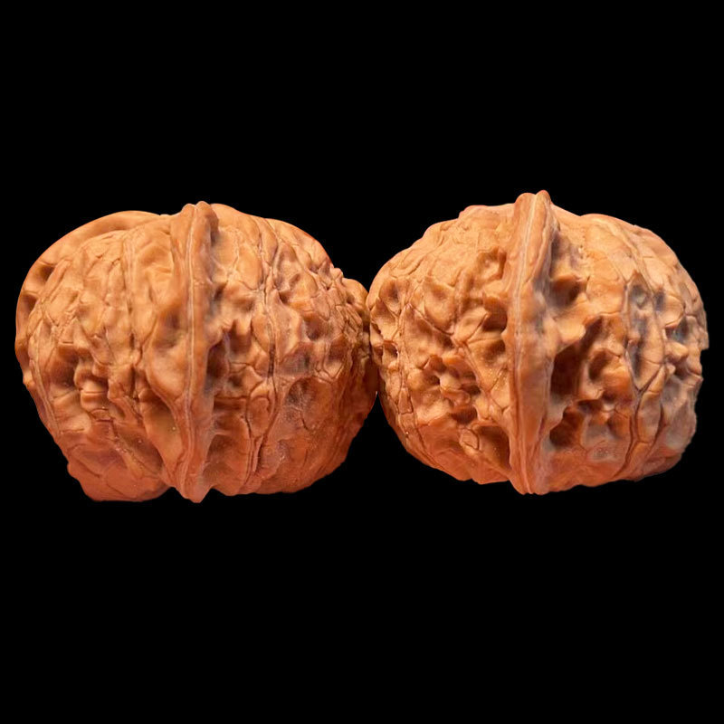 Walnut shaped wild concave bottom ingot three-edged size 40 one item one picture natural old tree fruit wholesale spot