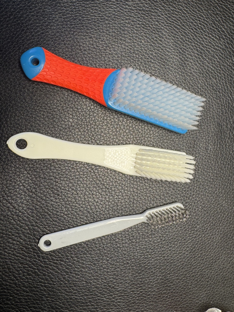 Chinese intangible cultural heritage-themed wooden nut brushes