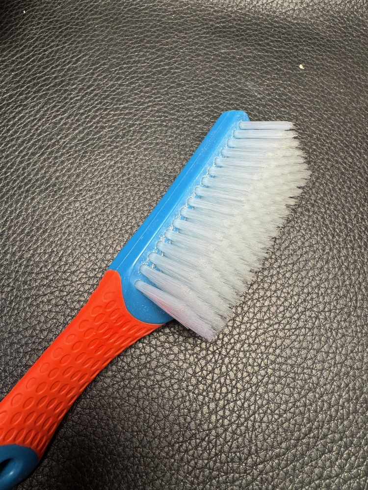 Chinese intangible cultural heritage-themed wooden nut brushes
