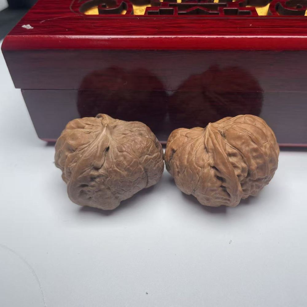 Rare Frog and Snake, Snake Pattern Frog-shaped, Premium Matched Wenwan Walnut, High-end Collection Treasure | Oriental Handmade