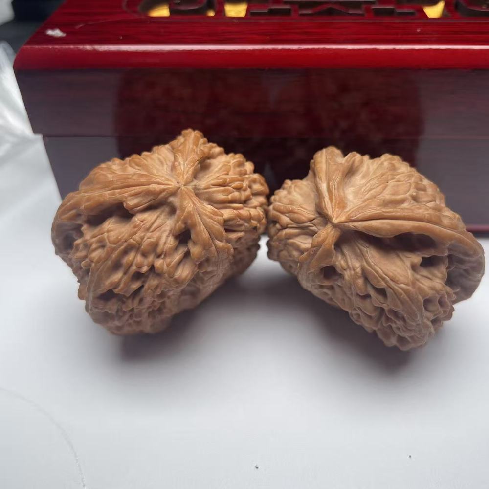 Rare White Lion Triple Ridge Half Arm, Premium Matched, Wenwan Walnut, High-end Collection Treasure | Oriental Handmade