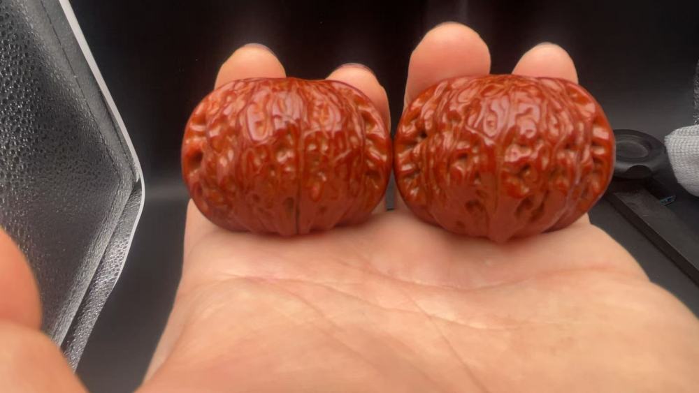 10-Year Hand-Played Zhuchui Meimei Wenwan Walnut | Natural Mature Walnut, Deep Red Patina, High Collectible Value, Handcrafted for Wenwan Enthusiasts