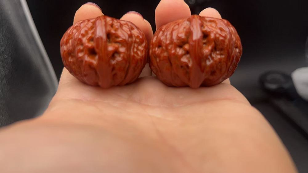 10-Year Hand-Played Zhuchui Meimei Wenwan Walnut | Natural Mature Walnut, Deep Red Patina, High Collectible Value, Handcrafted for Wenwan Enthusiasts