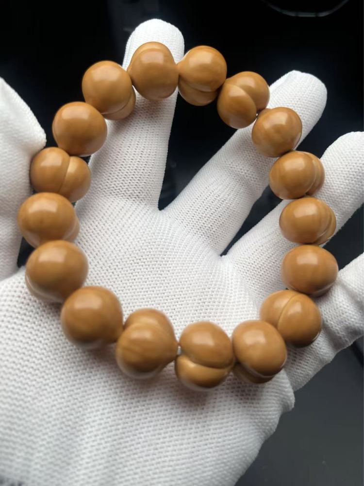 Natural Peach Pit Bracelet, Handmade Cultural Plaything, Collectible Beaded Bracelet for Men Women, Wearable & Playable, Will Turn Red After Long-Term Play