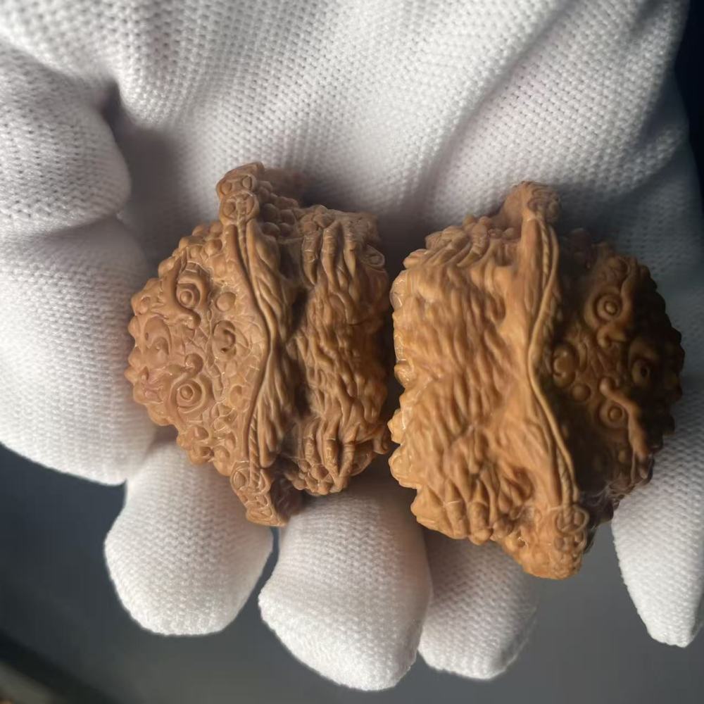Hand-Carved Lucky Golden Toad Wenwan Walnut | Collectible Grade Hand-Matched Pair | Natural Old Tree Material | High Patina Potential & Wealth Blessing