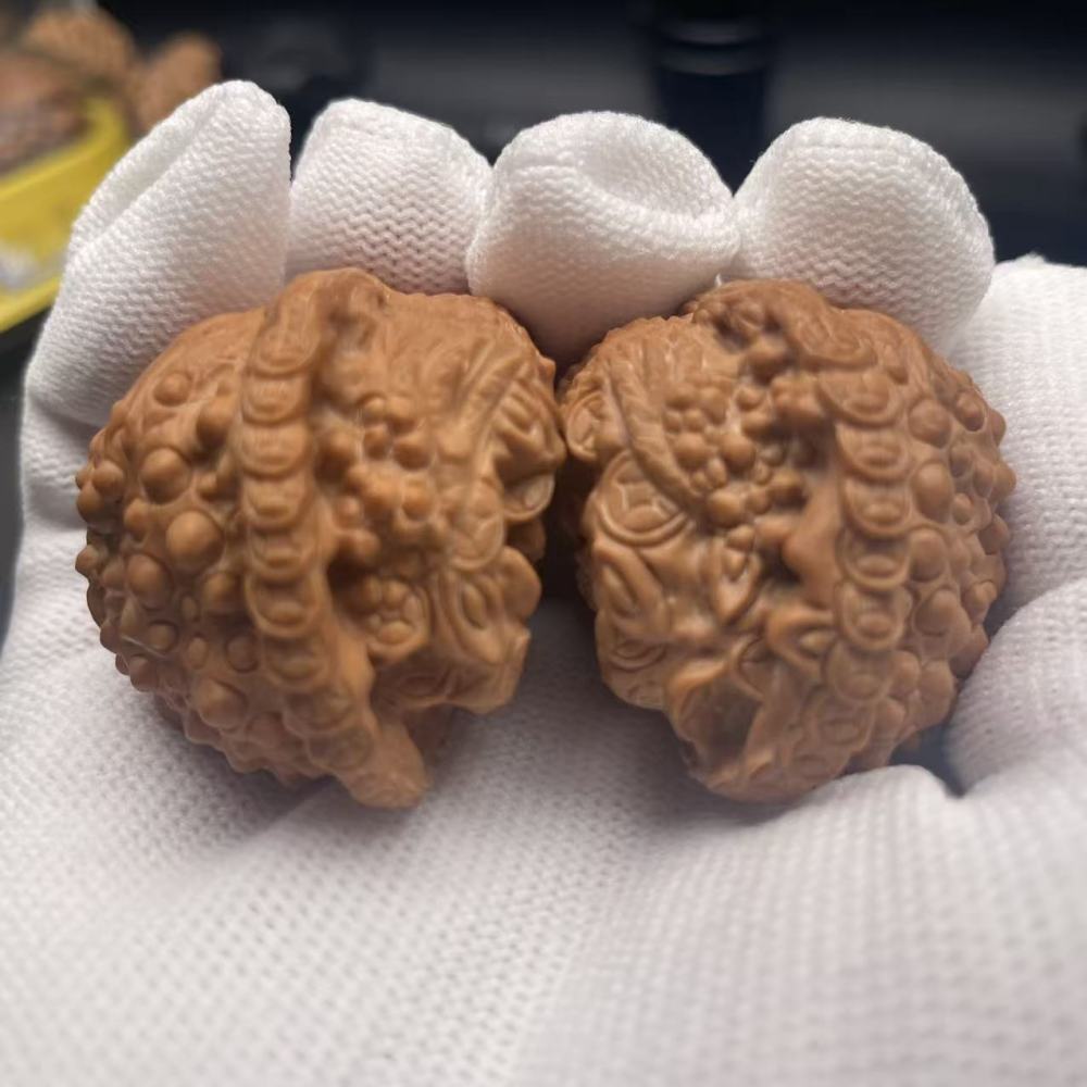Hand-Carved Lucky Golden Toad Wenwan Walnut | Collectible Grade Hand-Matched Pair | Natural Old Tree Material | High Patina Potential & Wealth Blessing