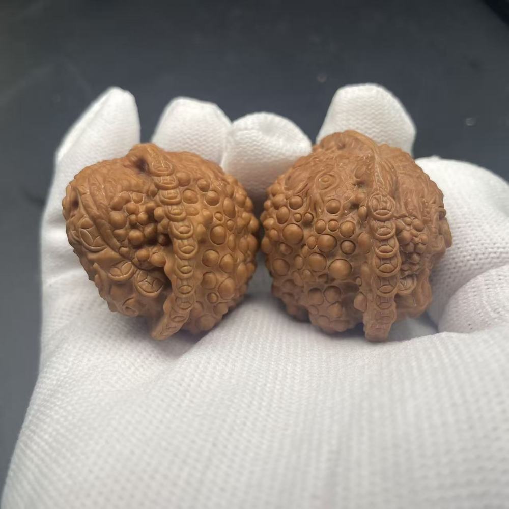 Hand-Carved Lucky Golden Toad Wenwan Walnut | Collectible Grade Hand-Matched Pair | Natural Old Tree Material | High Patina Potential & Wealth Blessing