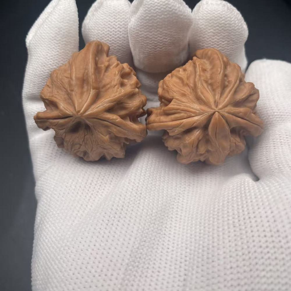 Premium Cao Dalong 3-Ridged Walnut Hand Pieces - Rare Collectible Wenwan Walnuts for Meditation & Collection